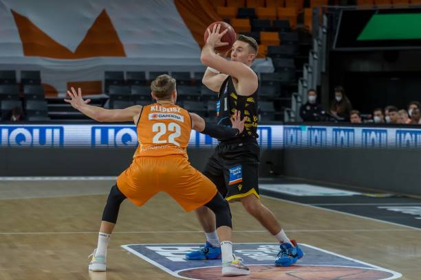 早早进入比 早早进入比